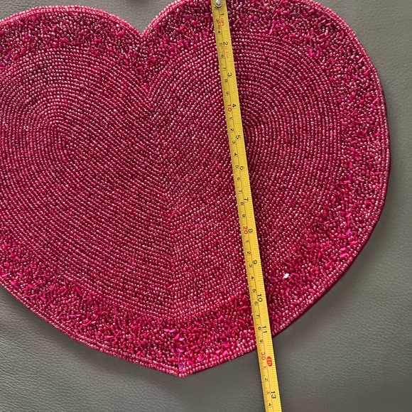 VINTAGE FUCHSIA/ DARK PINK BEADED PLACEMATS- TARGET- 2000- SET OF 2 - Picture 5 of 9